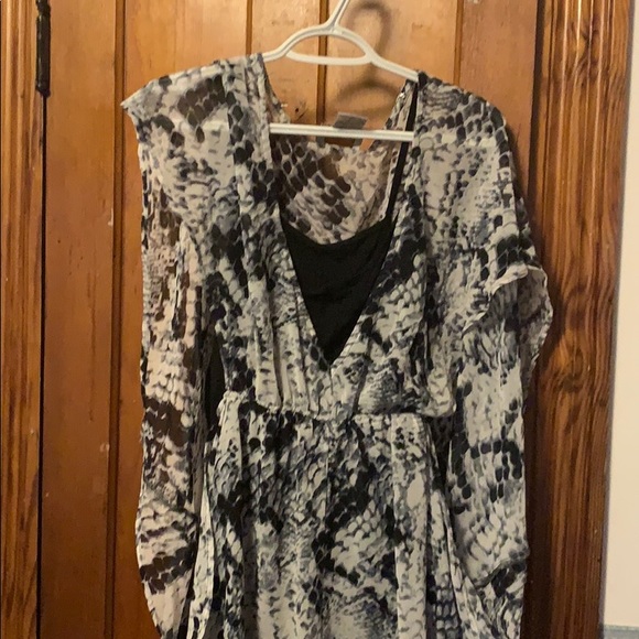 Two layer top - Picture 2 of 3